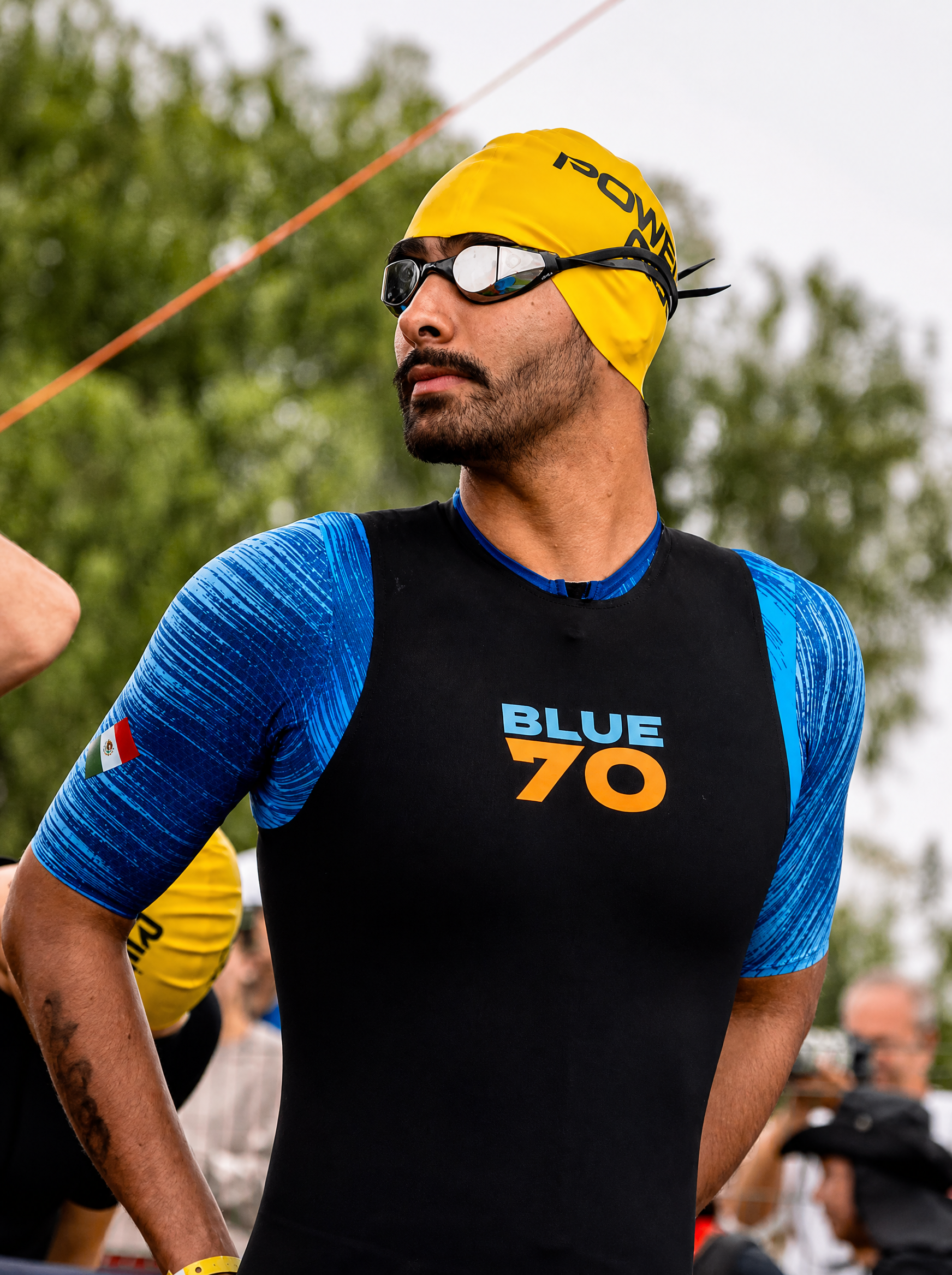 Diego Figueroa saliendo del agua en competencia