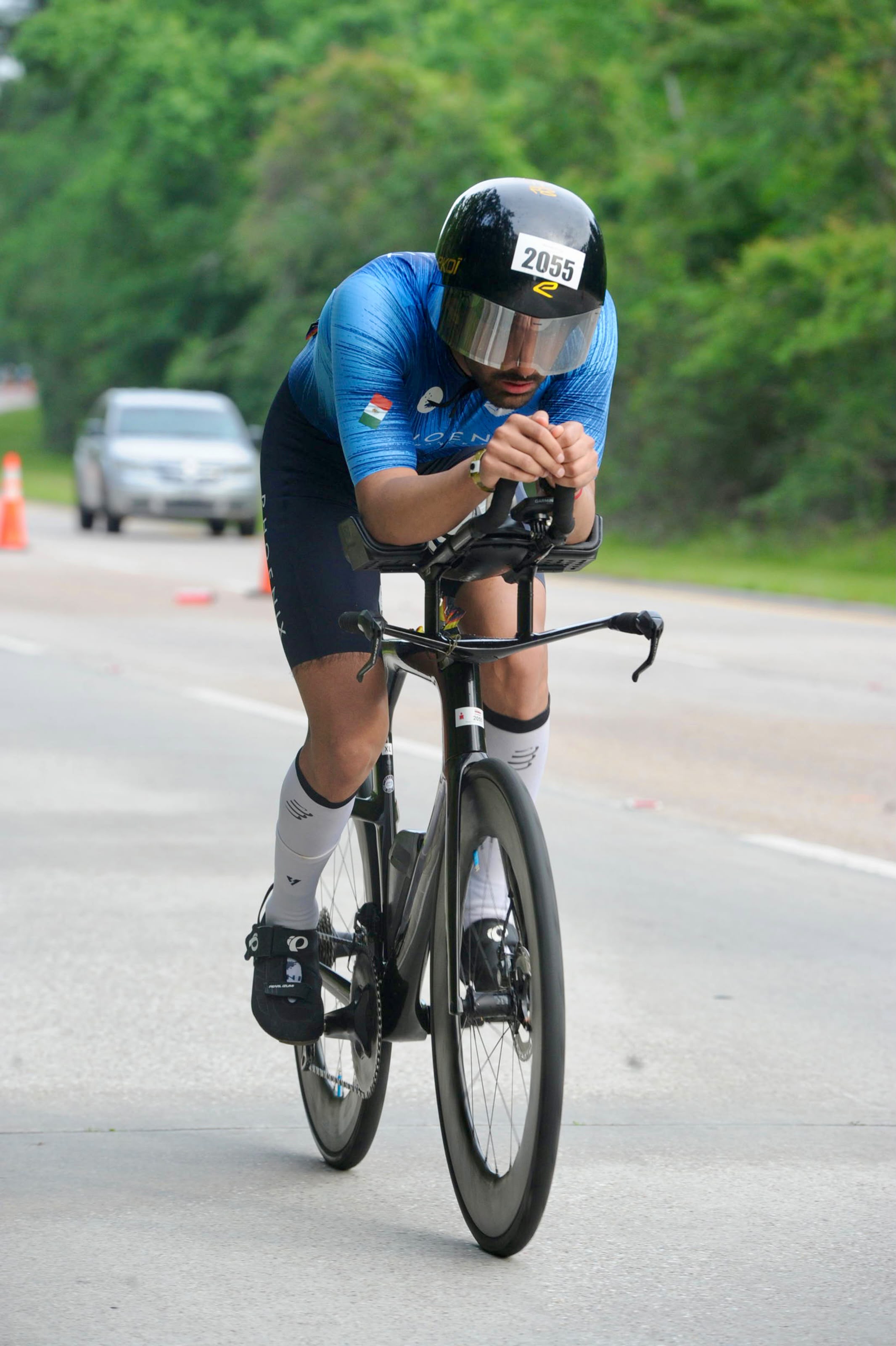 Diego Figueroa en bicicleta de triatlón